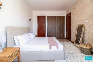 Imagine Luxe Bohemian 2bed by YourHost