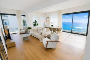 Luxury Sea-View Apartment- Acqua residence Funchal