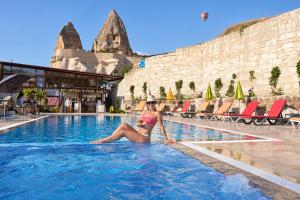 Grand Elite Cave Suites
