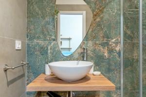 Buccari Apartment - 3 Ensuite Bedrooms - Near Vatican