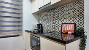 PeaceStay - Boho 3BR Retreat - Pool & Landmark 81 View