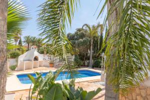 Villa Magrathea by Costa CarpeDiem