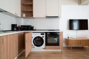 Ivory Concept Studio 46