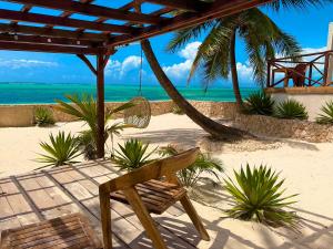 Stunning Oceanfront Apartment by KSN