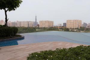 PeaceStay - Boho Studio Retreat - Pool & City View