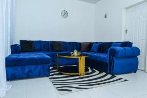 Wamz Apartments And Tours - B