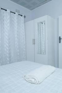 Wamz Apartments And Tours - B