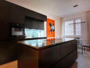 Elegante alojamiento en el corazon de Madrid junto a Arenal