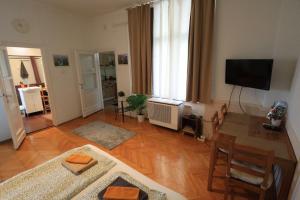 Astoria Apartment