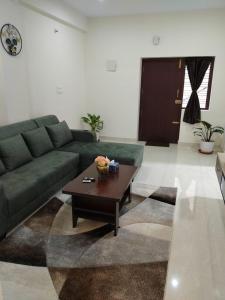 The Cozy Taana Luxe AC Comfort Stay