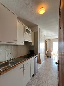 Panoramic Sea View - 2 Pools - Balcony - Beachside & Central - Los Cristianos