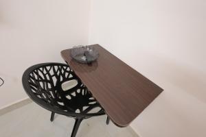 Splendid rooms In Yelahanka near Airport and KIA with Common kitchen 103