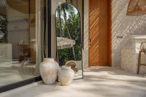 Villa Minati - New Jungle Villa with Infinity Pool