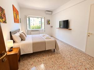 Room with Private Bathroom, Independent Entrance