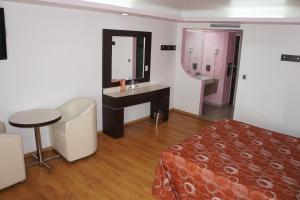 Hotel Bikos
