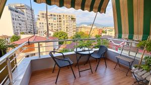Modern 2BR near New Bazaar Walk to Center