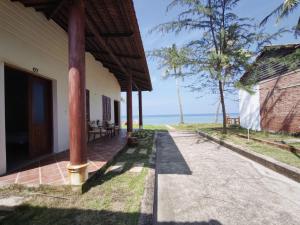 Coast Pearl Beachfront