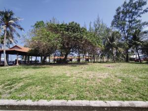 Coast Pearl Beachfront