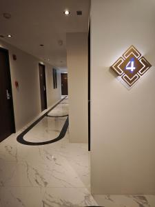 GLINT Siam Bangkok Hotel