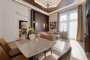 Art-Filled Designer Flat Near Opera & Andrássy Ave