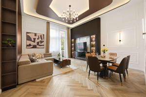 Art-Filled Designer Flat Near Opera & Andrássy Ave