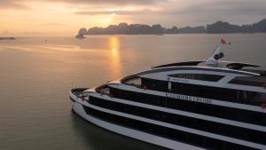 Ha Long Lumiere Cruise - ILLUMINATING The Art of Cruising