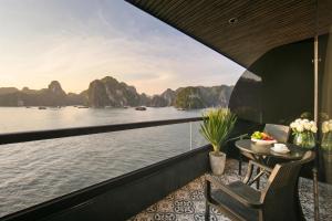 Ha Long Lumiere Cruise - ILLUMINATING The Art of Cruising