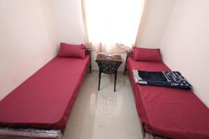 Splendid rooms In Yelahanka near Airport and KIA with Common kitchen 204
