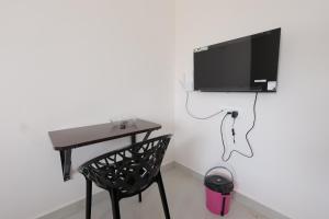 Splendid rooms In Yelahanka near Airport and KIA with Common kitchen 206