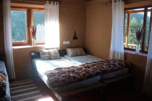 Ambiya Paradise Himalayan Forest Cottage