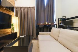 Luxury Loft Duplex 5 mins to BTS Fast Wi-Fi