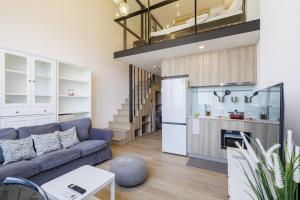 Luxury Loft- Spacious Condo- FAST Wi-Fi 5 min BTS!