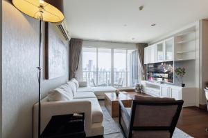 Luxury HUGE Center of BKK Close to Thong Lor BTS