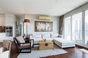 Luxury HUGE Center of BKK Close to Thong Lor BTS