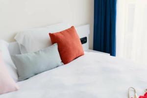 Panorama Complex CENTRAL APARTHOTEL BATUMI orbi CITY