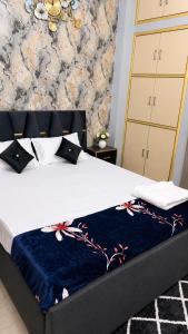 Cozy luxury 1bhk fully furnished home away from home