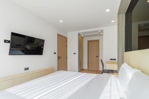 Brand New 1BR Condo in Prime Bang Tao - Ozone B208
