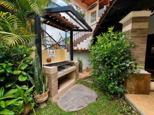 Spacious 2BR Ajijic Home with Shared Pool