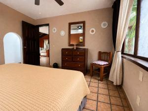 Spacious 2BR Ajijic Home with Shared Pool