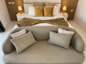 Luxury Pool Villa Near Rawai & Promthep Cape