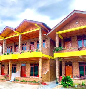 Donnys Guest House