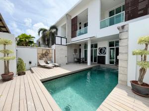 Rawai B2 Oxygen 3 Bedroom pool villa