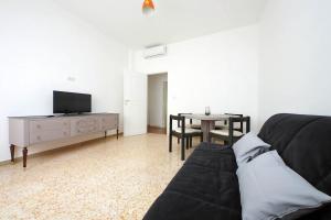 Cute and bright, next to Pigneto