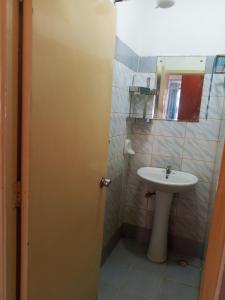 Airport Apartments