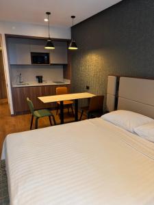 Beachfront Aparthotel Batumi
