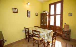 Spacious house in Lido di Noto with terrace and garden