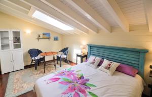 Charming house in Albuerne with fenced garden