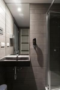 Brxxl 5 City Centre Hostel