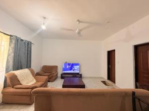 Africanish Home