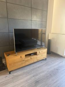 Lumina I Comfy 3-room Apart with Parking & Balcony